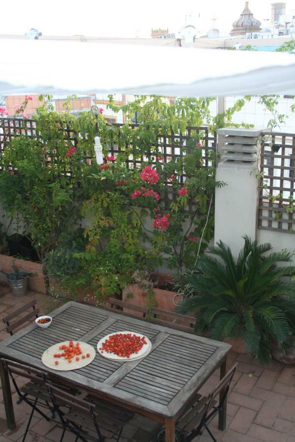 Guest House Europa 12 Seville Exterior photo